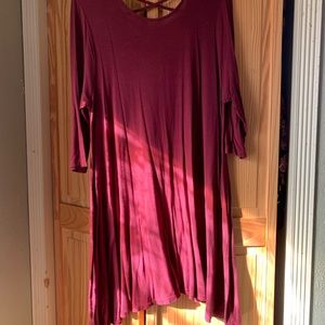 Cute burgundy dress!